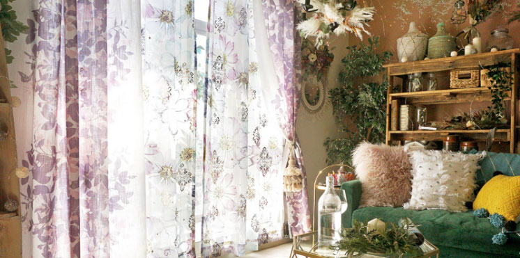 びっくりカーテン